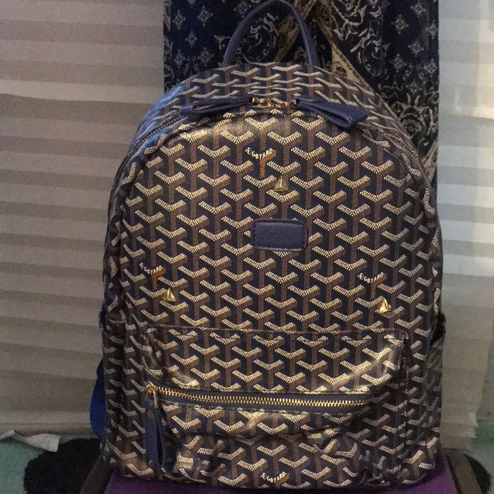 ❌SOLD❌ Backpack - Picture 1 of 8